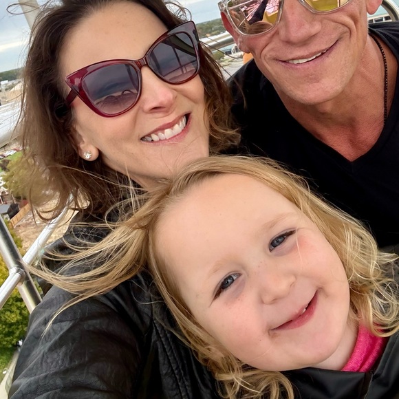 Meet your Posher, Steph
Buy 4 items from my store and get extra 20% off order! - Picture 11 of 11